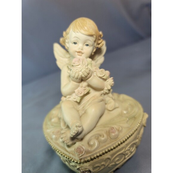Cherub Trinket Heart Box Bisque Angel w/ Roses Jewelry Valentine Carved Case - Picture 2 of 12